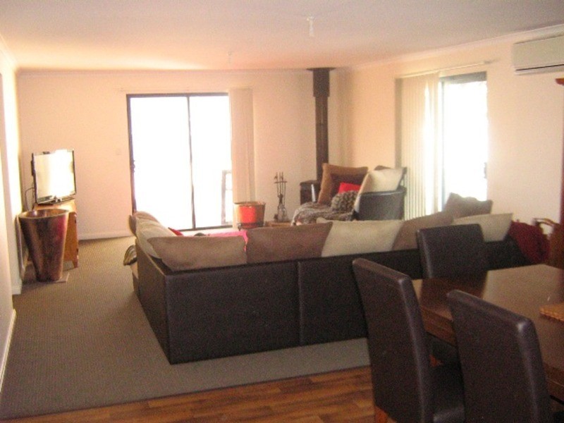 69 Lawrence Street, Kadina SA 5554