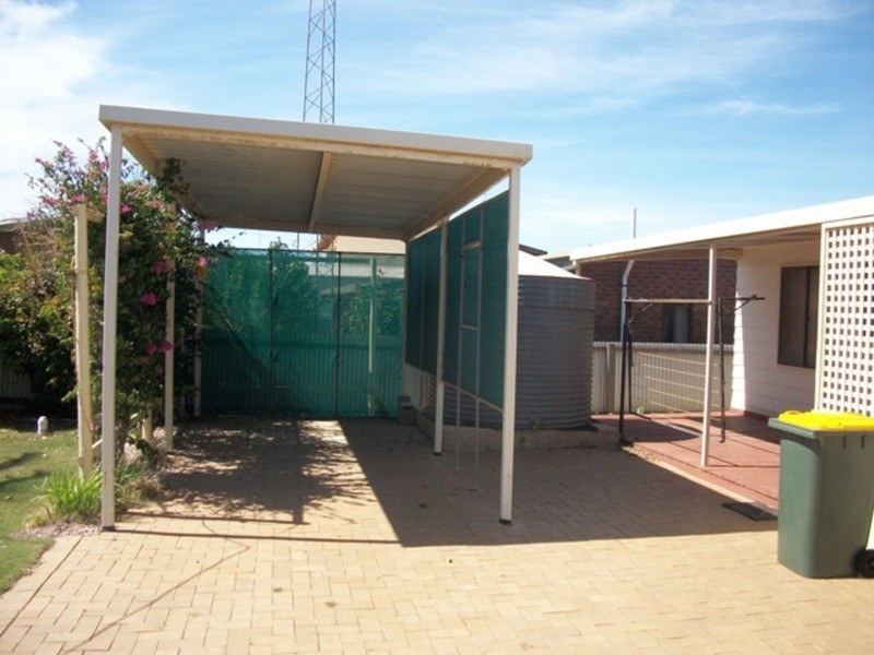 64 Woodforde Drive, North Beach SA 5556