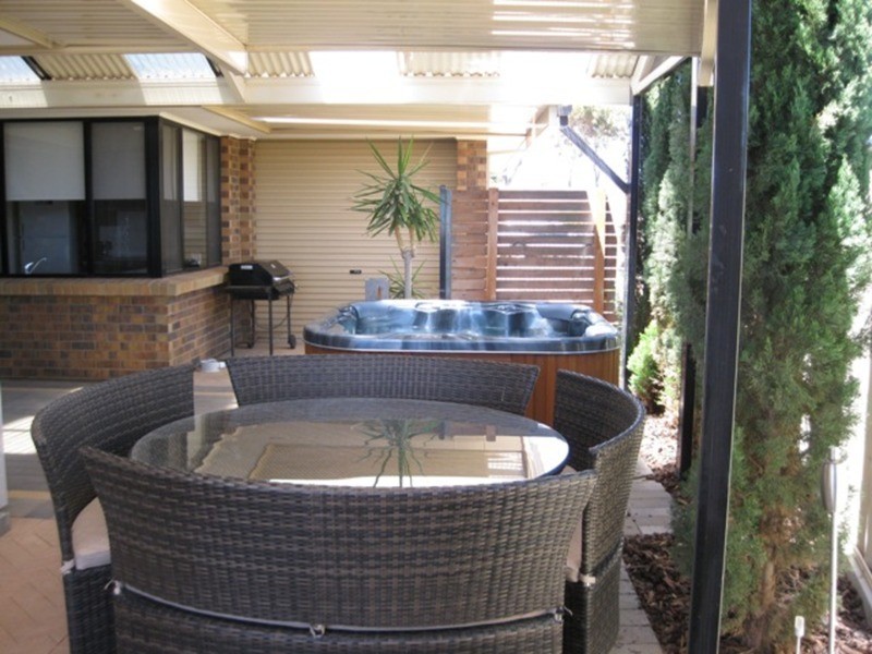 27 Falie  Avenue, Wallaroo SA 5556