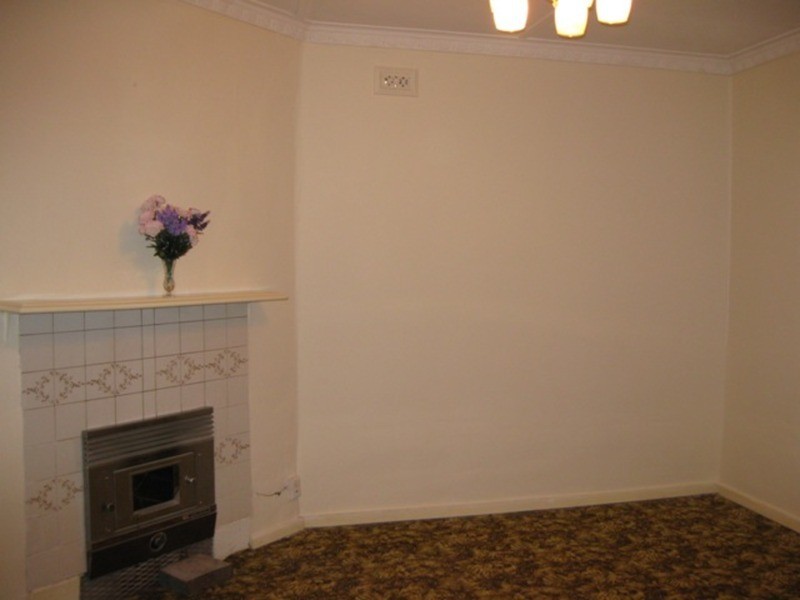 4 Dalrymple Street, Kadina SA 5554