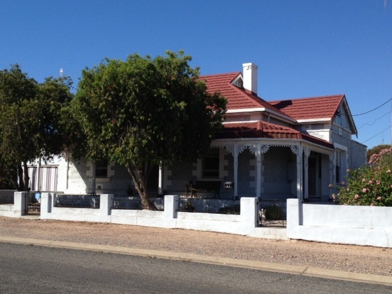 37 Charles Terrace, Wallaroo SA 5556