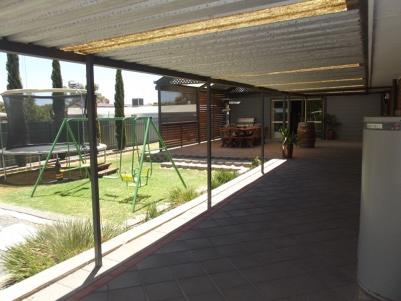 6 Tucker Parade, Kadina SA 5554