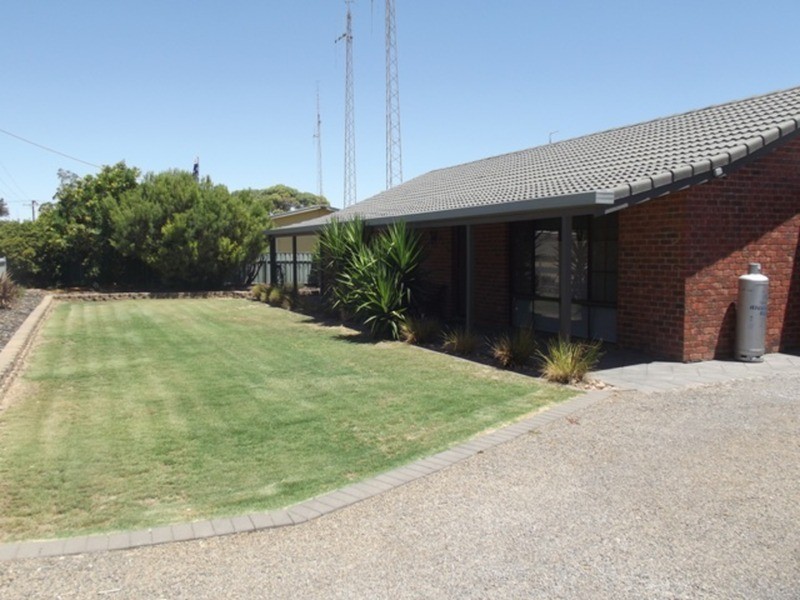 6 Tucker Parade, Kadina SA 5554