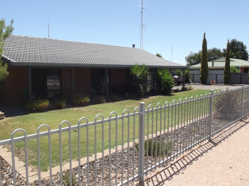 6 Tucker Parade, Kadina SA 5554