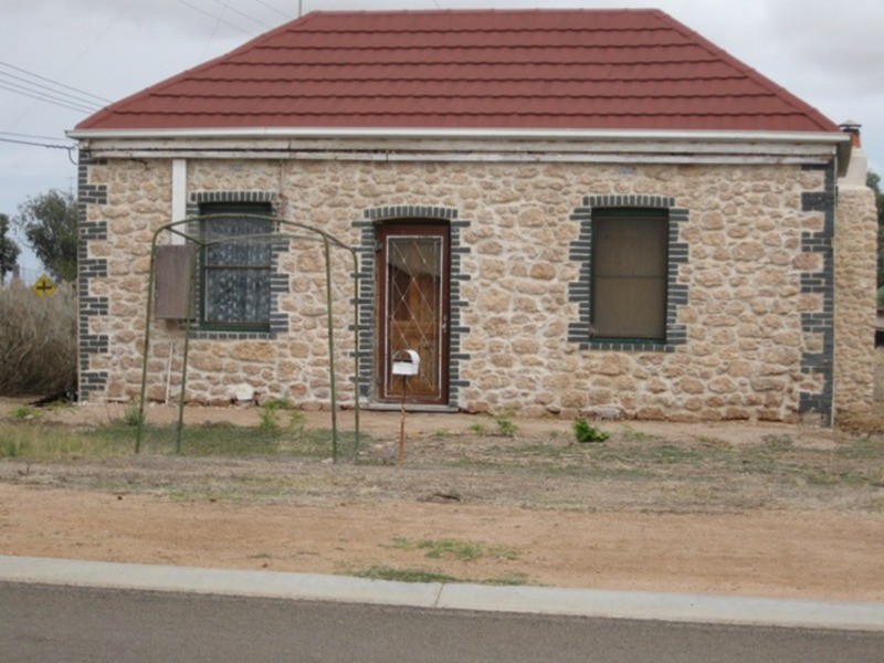 27 Ramsey Street, Kadina SA 5554