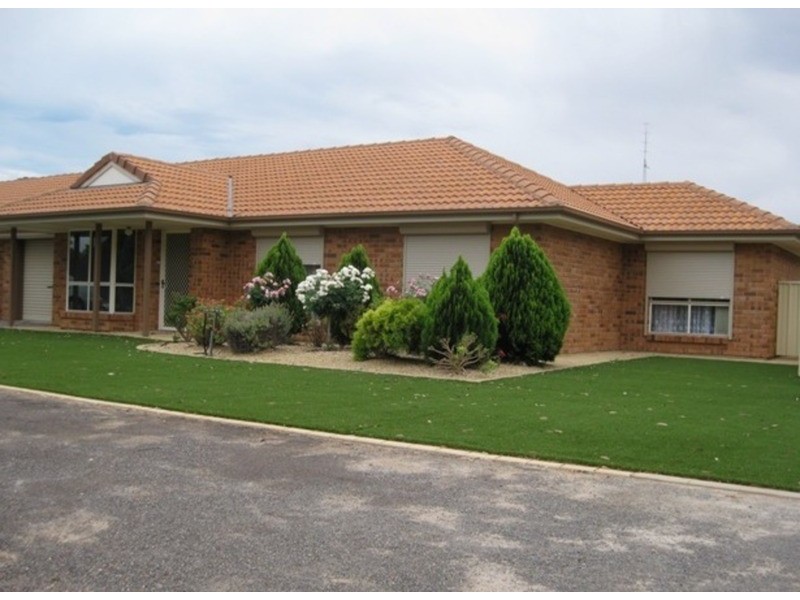 Unit 3 Majors Road, Moonta SA 5558