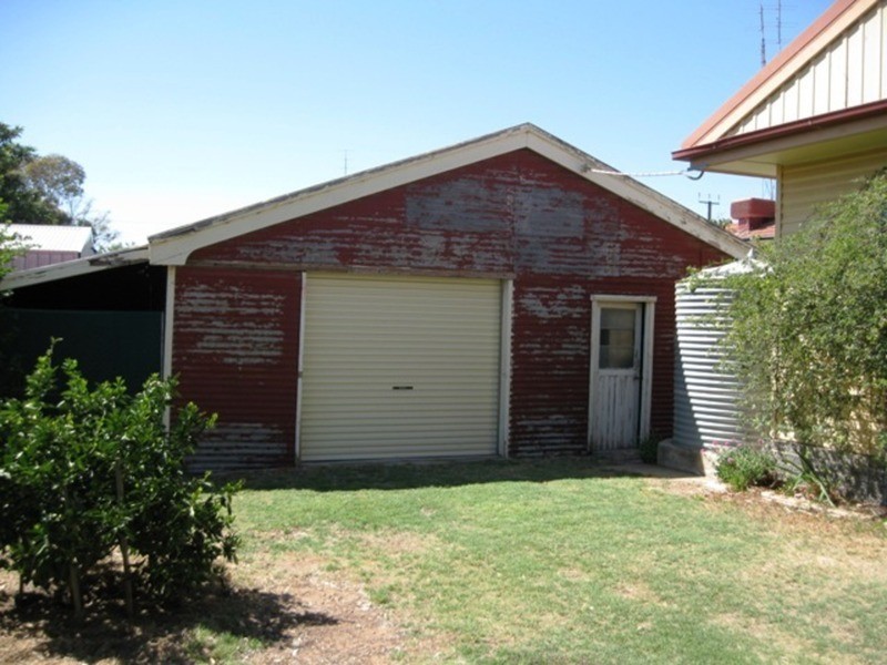 11 Hughes Street, Wallaroo SA 5556