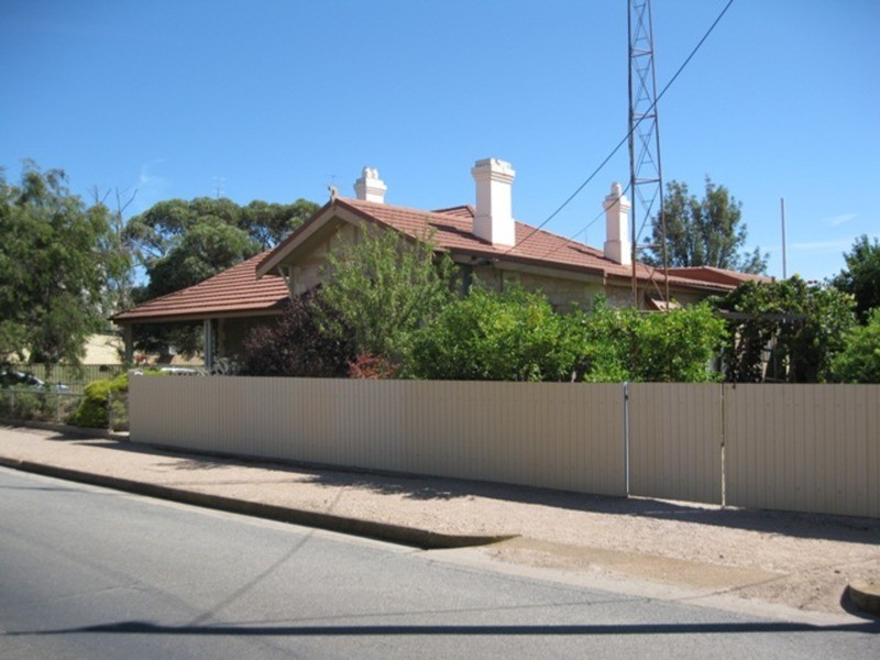 11 Hughes Street, Wallaroo SA 5556