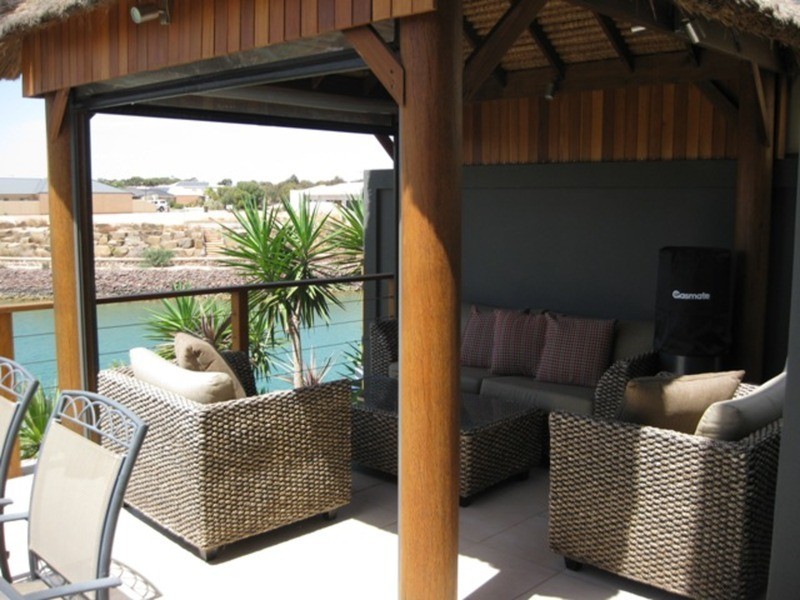 10 Stately Way, Wallaroo SA 5556