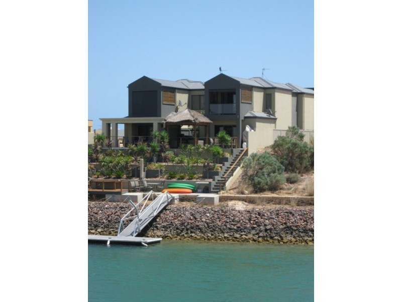 10 Stately Way, Wallaroo SA 5556