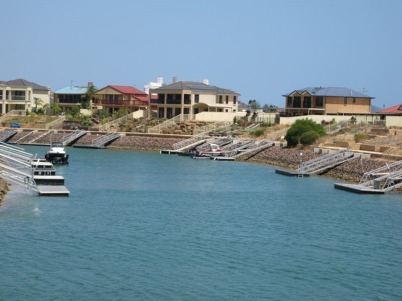 10 Stately Way, Wallaroo SA 5556
