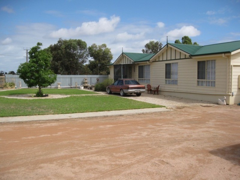 115 Port Road, Kadina SA 5554