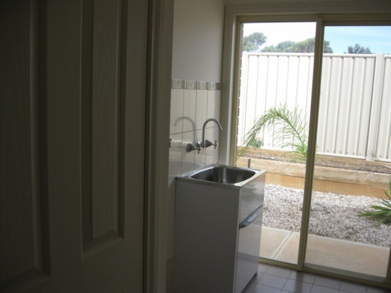 5 Cutter Drive, Wallaroo SA 5556