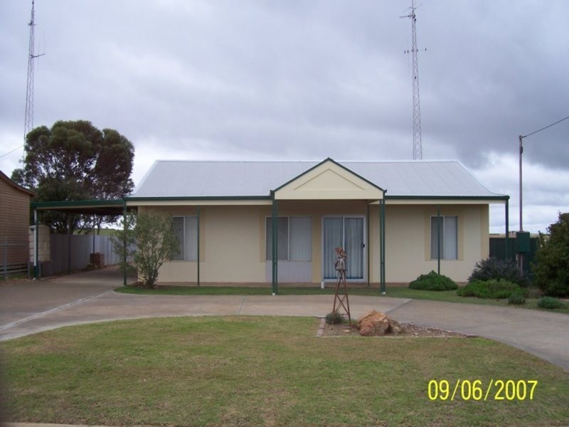 60 Woodforde Drive, Wallaroo SA 5556