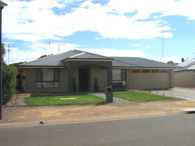 11 John Olsen Drive, Kadina SA 5554