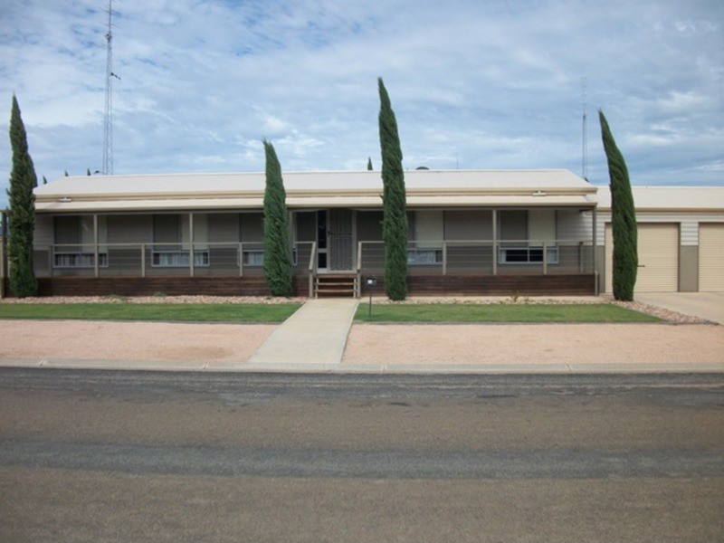 72 North Terrace, Moonta Bay SA 5558