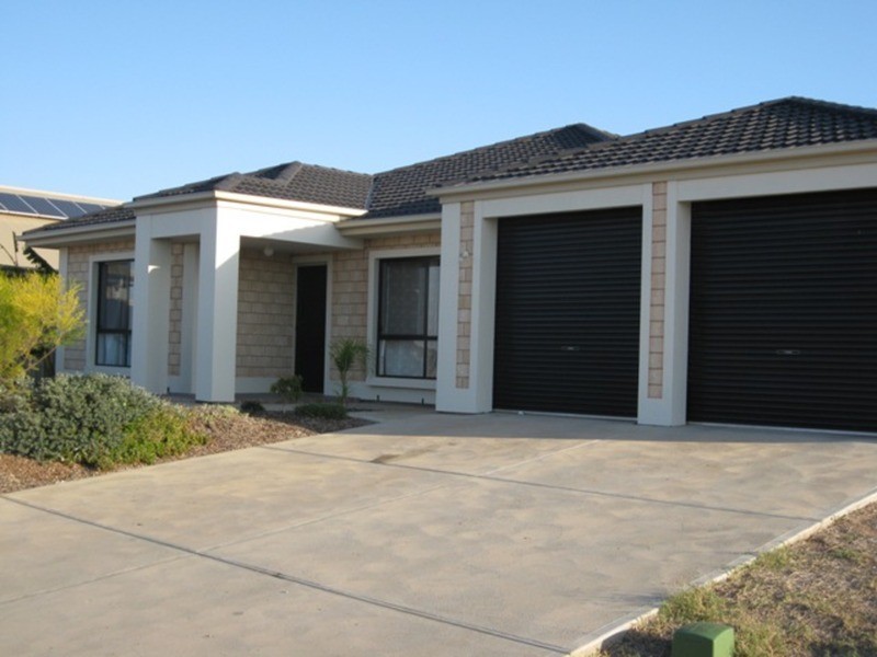 4 Pommern Way, Wallaroo SA 5556