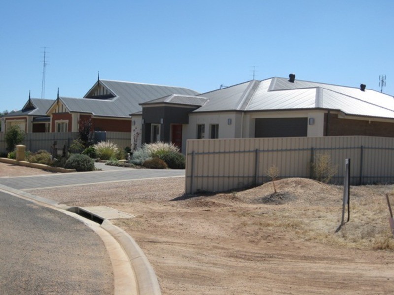 5 Hallam Crescent, Kadina SA 5554
