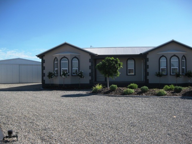 4 Maria Court, North Moonta SA 5558