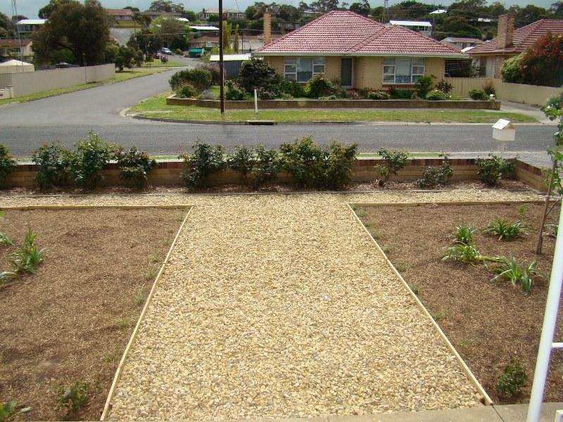 16 Churchill Road, Victor Harbor SA 5211