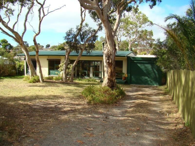 15 Folkestone Terrace, Victor Harbor SA 5211