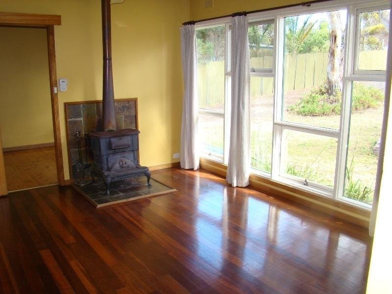 15 Folkestone Terrace, Victor Harbor SA 5211