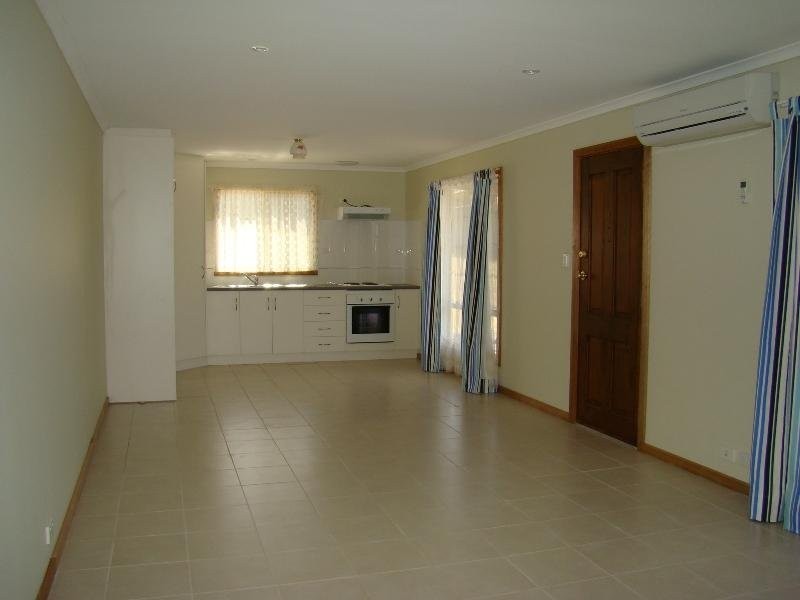 13 Poltong Crescent, Encounter Bay SA 5211