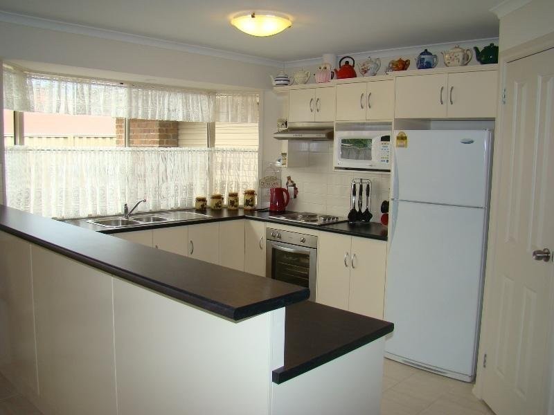 2 Lawson Street, Victor Harbor SA 5211