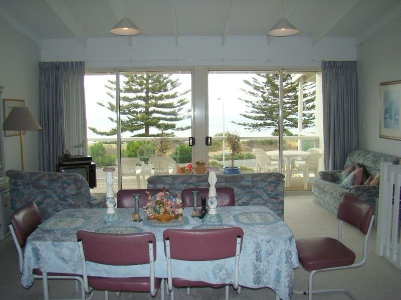 9 Franklin Parade, Encounter Bay SA 5211