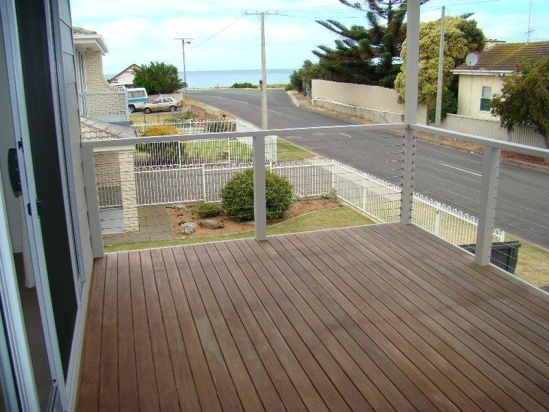 8 Inman Street, Victor Harbor SA 5211