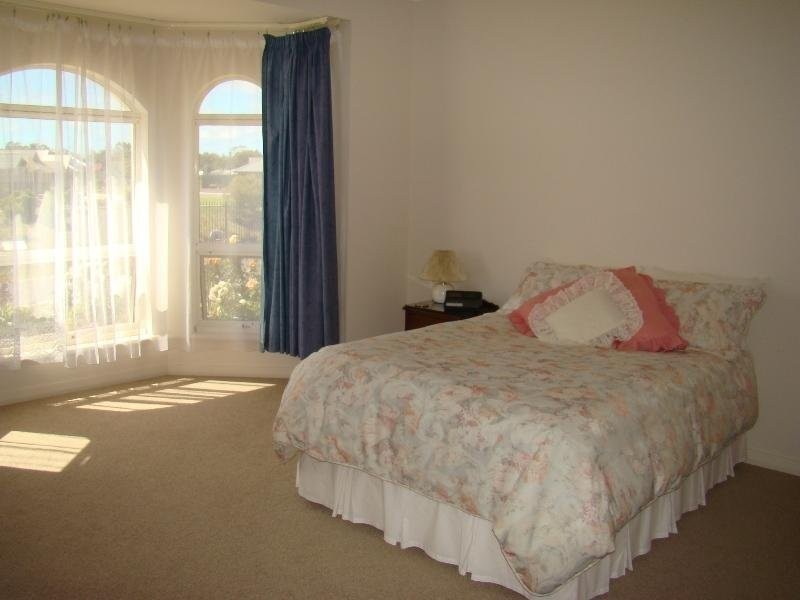 6 Dalblair Street, Encounter Bay SA 5211