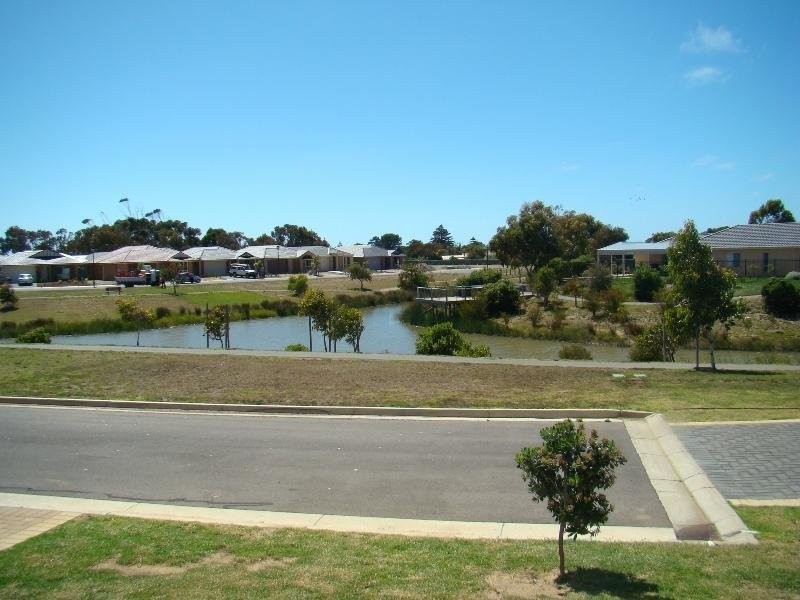 6 Dalblair Street, Encounter Bay SA 5211