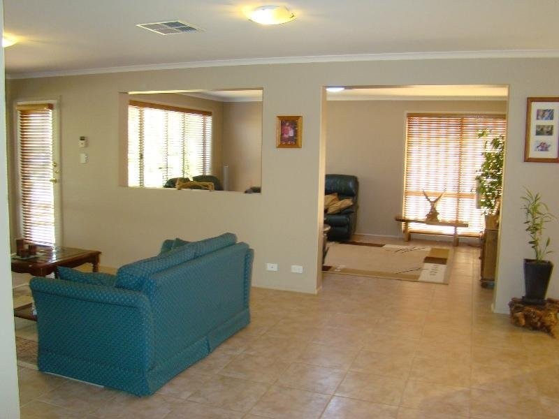 1 Bayview Grove, Encounter Bay SA 5211