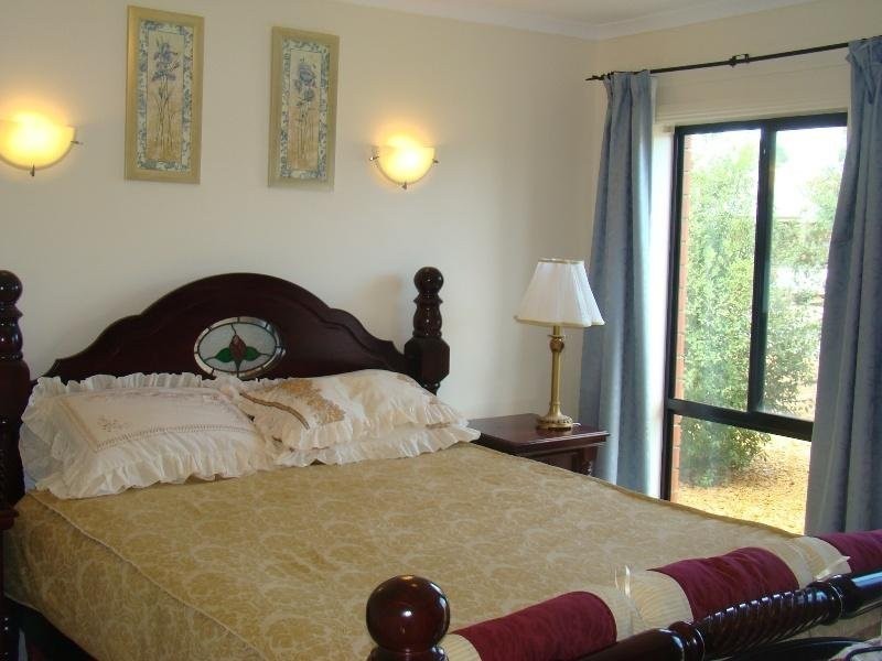 9 Dolphin Avenue, Encounter Bay SA 5211