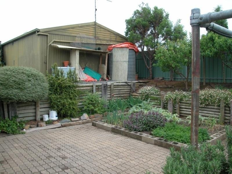18 Solway Crescent, Encounter Bay SA 5211