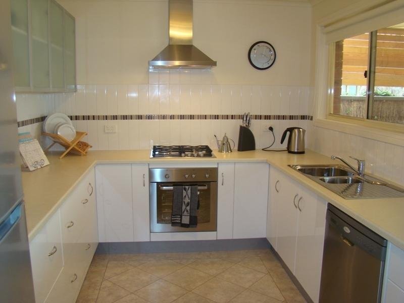 13 Clipper Court, Encounter Bay SA 5211