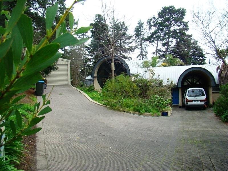 16 Fernbank Drive, Victor Harbor SA 5211