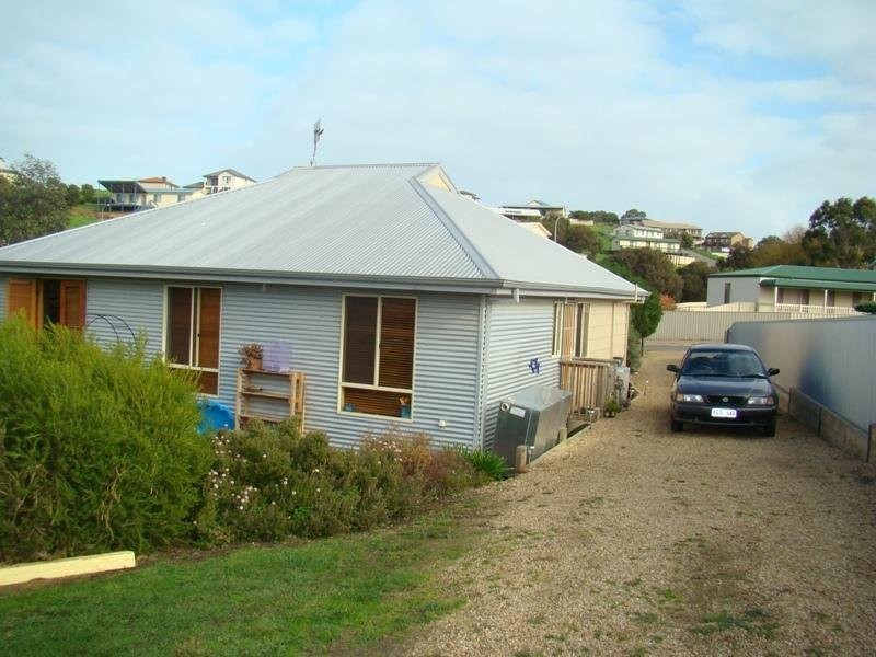 4 Pollard Court, Encounter Bay SA 5211