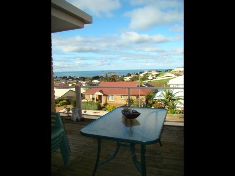 25 Minke Whale Drive, Encounter Bay SA 5211
