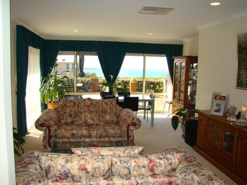 22 Southern Right Crescent, Encounter Bay SA 5211