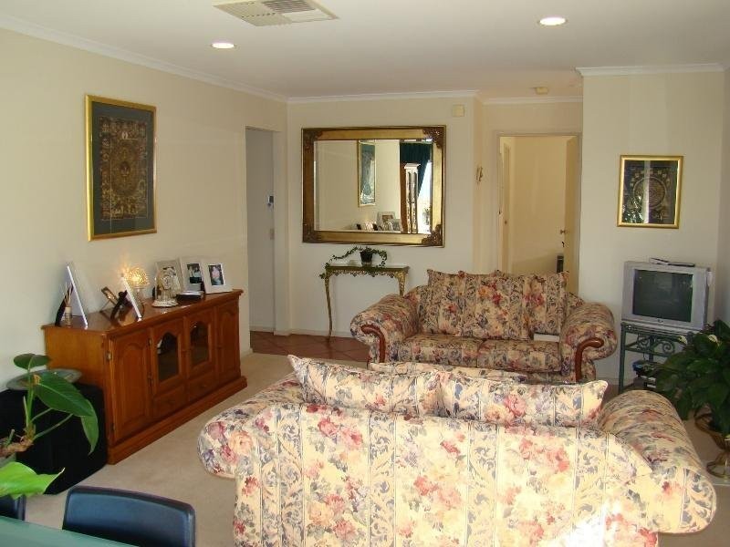 22 Southern Right Crescent, Encounter Bay SA 5211