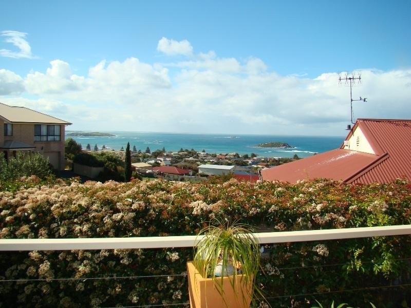 22 Southern Right Crescent, Encounter Bay SA 5211