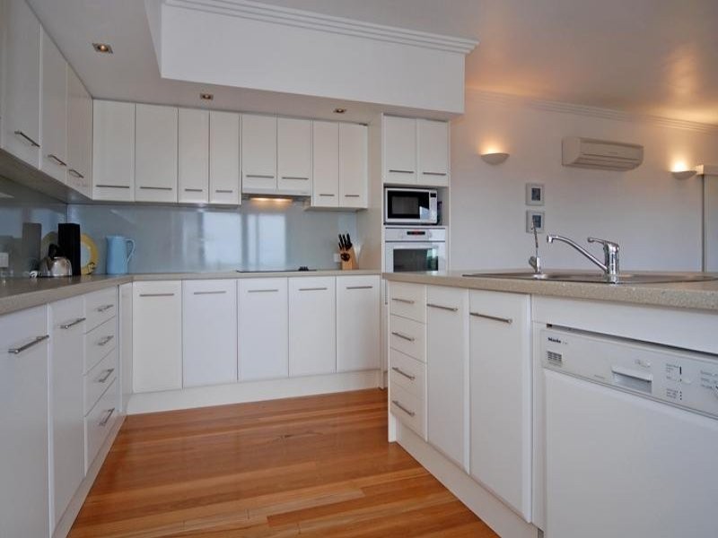 18 Kirby Street, Encounter Bay SA 5211
