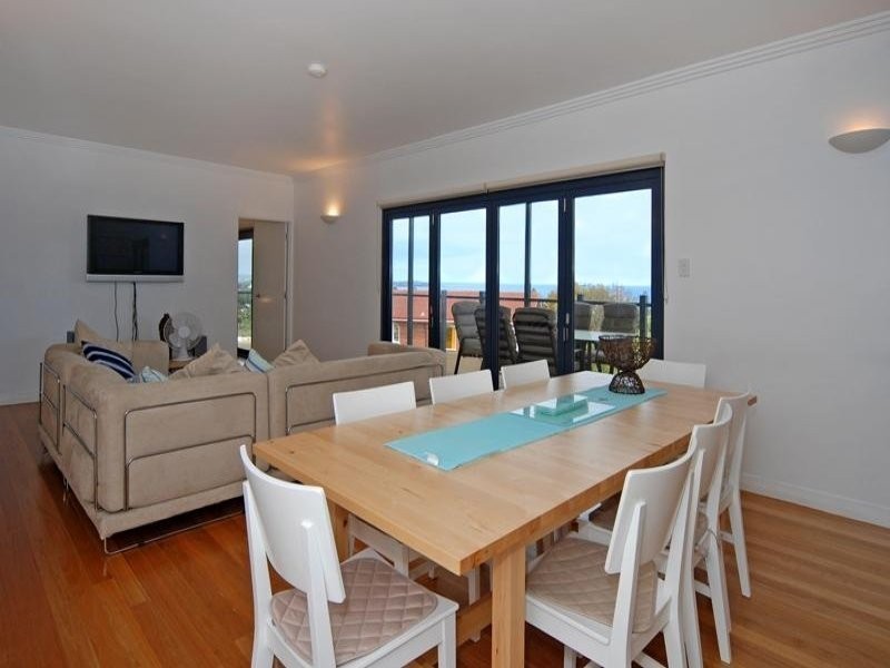 18 Kirby Street, Encounter Bay SA 5211