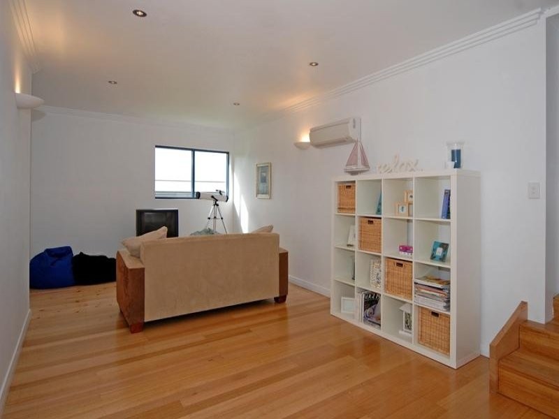 18 Kirby Street, Encounter Bay SA 5211