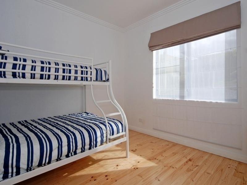 18 Kirby Street, Encounter Bay SA 5211