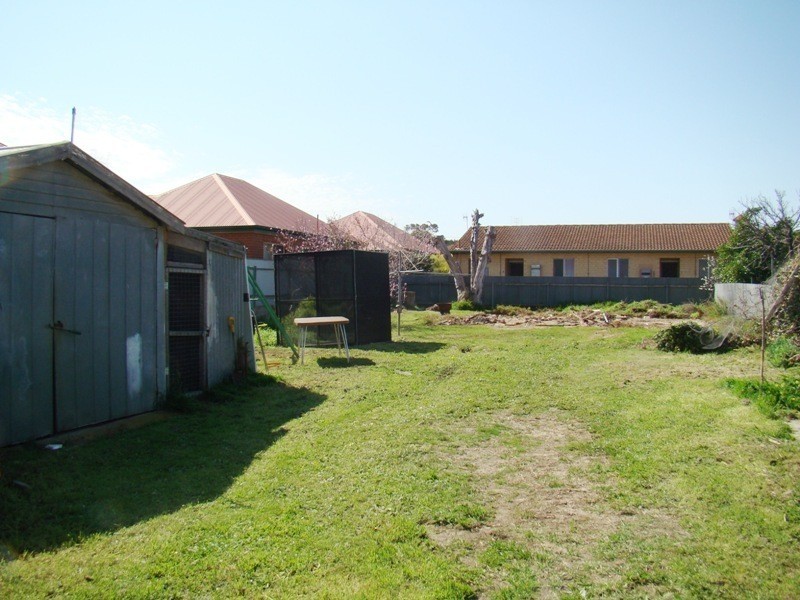 30 Hill Street, Victor Harbor SA 5211