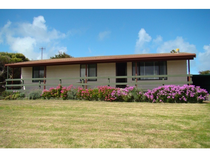 2 Eatts Place, Port Elliot SA 5212