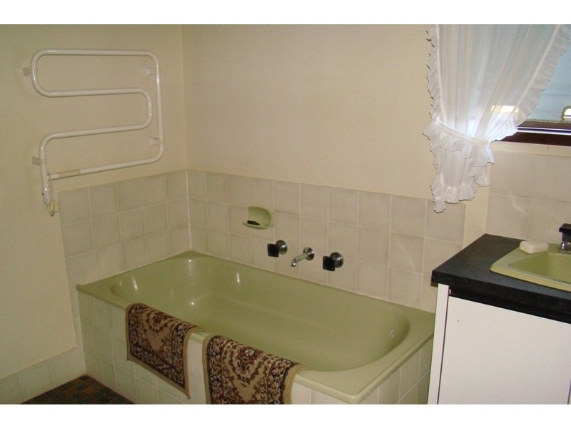 2 Eatts Place, Port Elliot SA 5212