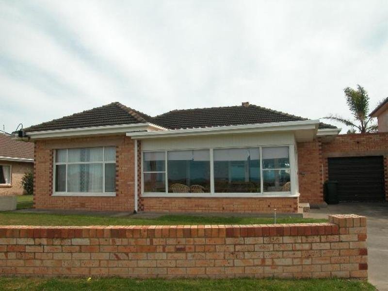 52 Esplanade, Victor Harbor SA 5211